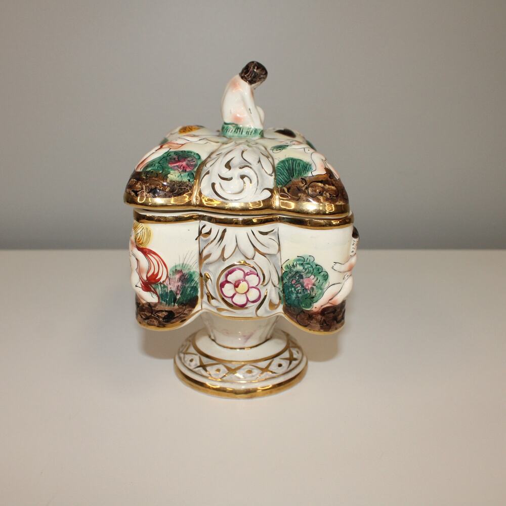 Capodimonte Cherub Trinket Box Porcelain Italy #83 VTG - Picture 4 of 8